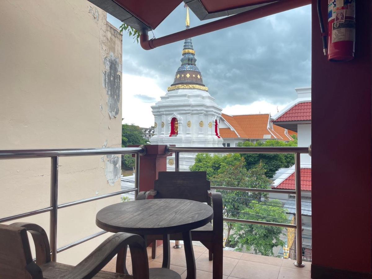 Baan Chinnakarn Chiang Mai Exterior photo